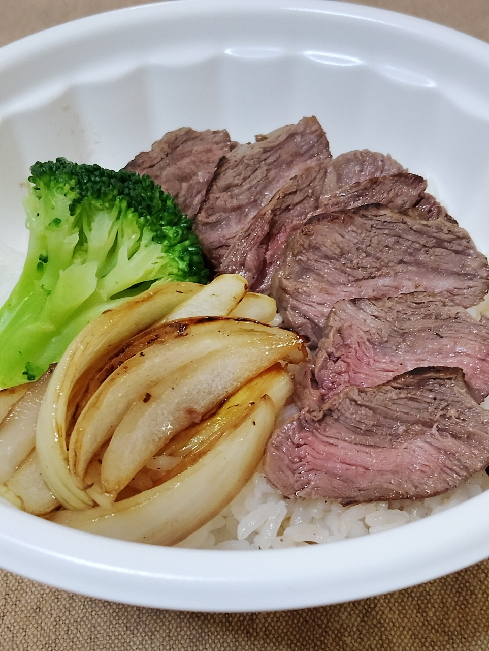 ステーキどんぶり